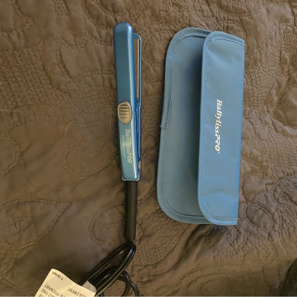 COPY - Babyliss Pro Compact  straightener